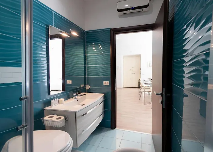 The Rent - Spacious Near Termini Station Roma
